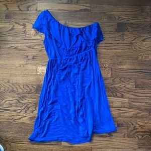 One shoulder dress